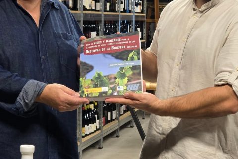 PRESENTACIÓN DE NUESTRO NUEVO LIBRO CON PARQUES NACIONALES DE ESPAÑA