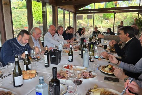 COCIDO ANUAL CON AMORIM Y ENÓLOGOS Y BODEGUEROS GALLEGOS Y PORTUGUESES
